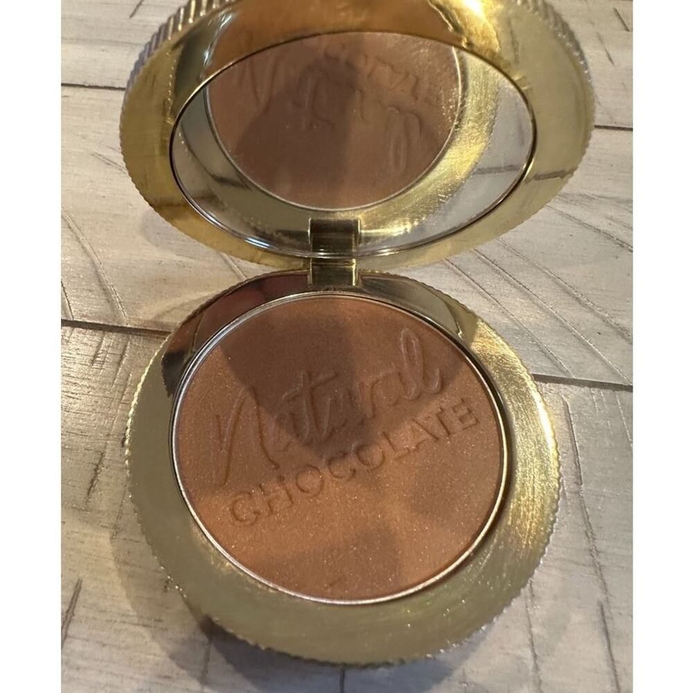 Too Faced Natural Chocolate Bronzer